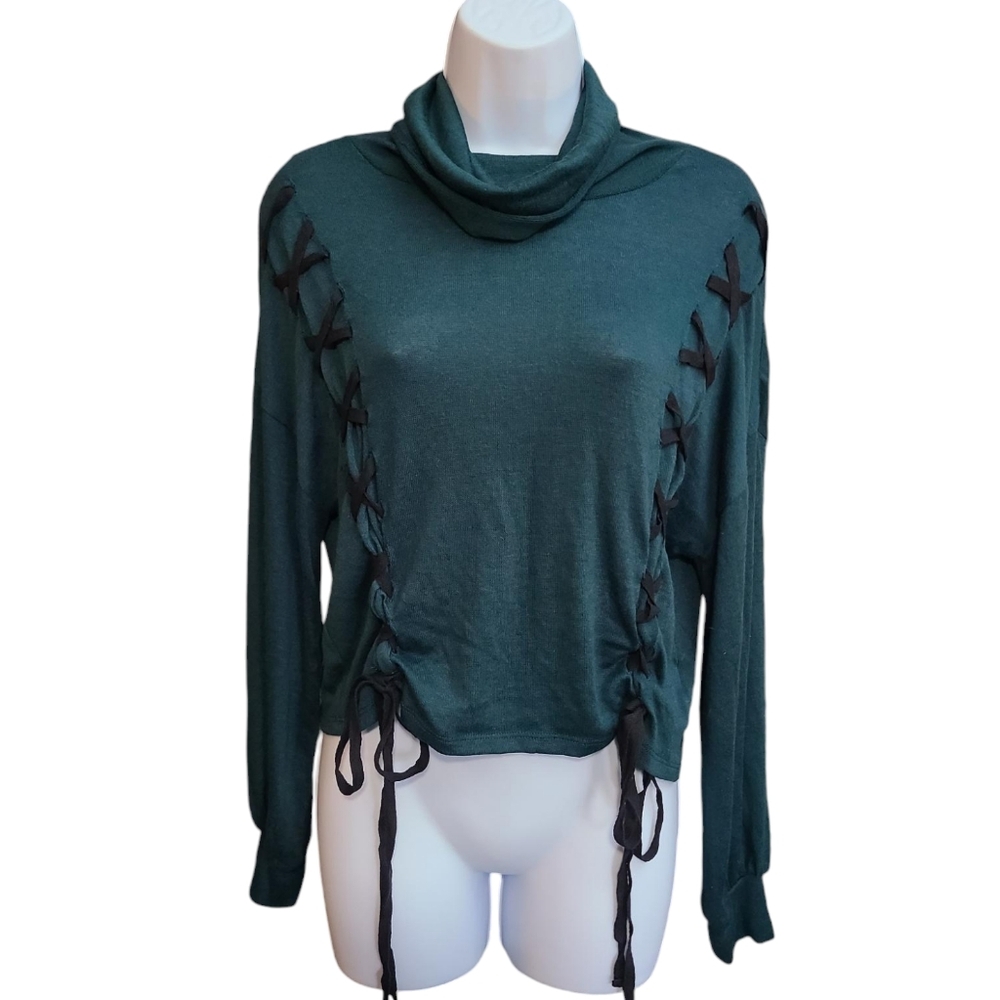 JUNE & HUDSON lace sleeve sweater M